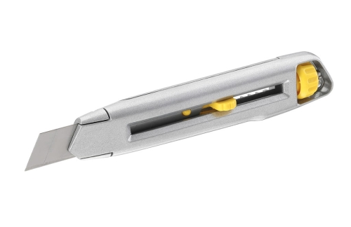 Nóż z ostrzem łamanym Stanley INTERLOCK 4-10-018
